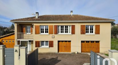 House 6 rooms of 135 m² in Gond-Pontouvre (16160)