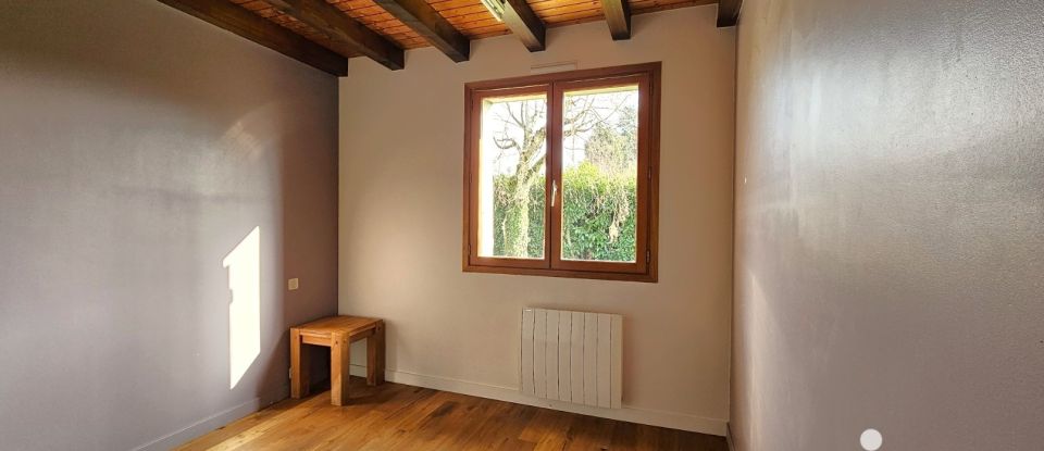 Traditional house 5 rooms of 131 m² in La Ravoire (73490)
