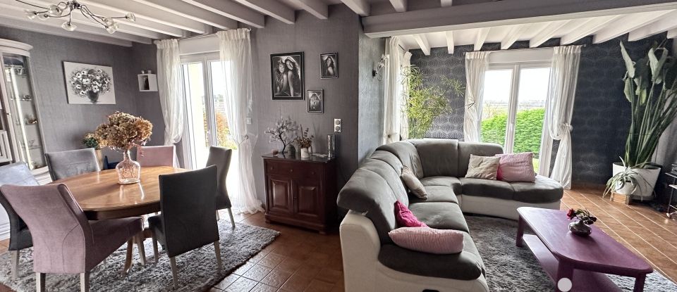 House 6 rooms of 157 m² in Lessay (50430)