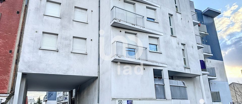 Duplex 4 rooms of 75 m² in Montreuil (93100)