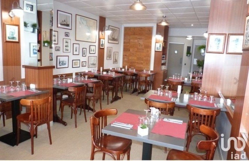 Restaurant of 193 m² in Saint-Gilles-Croix-de-Vie (85800)