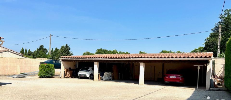 House 5 rooms of 150 m² in Caumont-sur-Durance (84510)