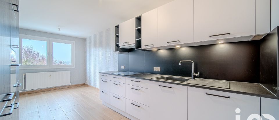 Apartment 4 rooms of 90 m² in Metz (57070)