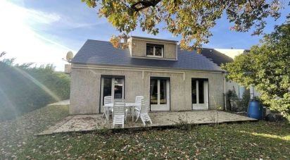 House 4 rooms of 80 m² in Montcourt-Fromonville (77140)