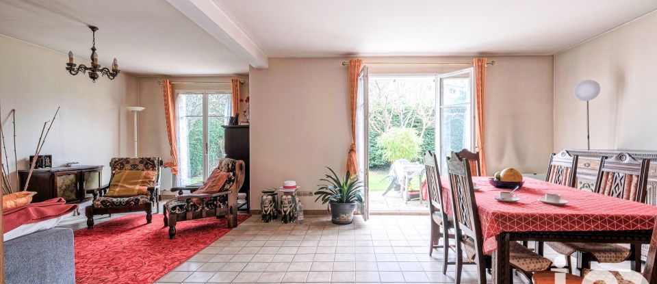 Maison traditionnelle 4 pièces de 112 m² à Champigny-sur-Marne (94500)