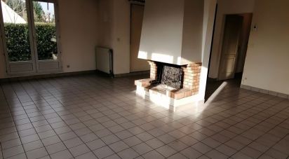 House 5 rooms of 120 m² in Margny-lès-Compiègne (60280)