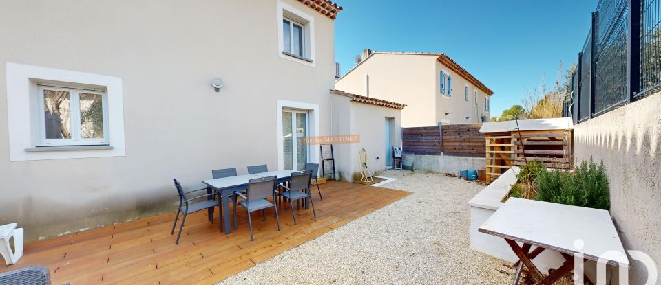 Traditional house 4 rooms of 91 m² in Mérindol (84360)