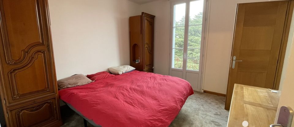 Duplex 5 rooms of 110 m² in Bagnères-de-Bigorre (65200)