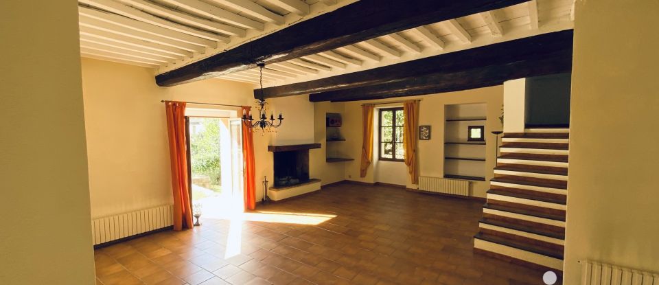 Maison traditionnelle 6 pièces de 210 m² à Avèze (30120)
