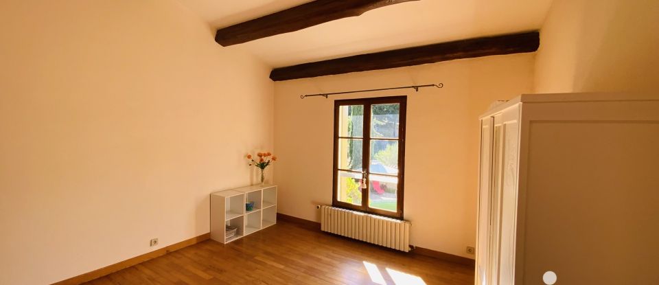 Traditional house 6 rooms of 210 m² in Avèze (30120)