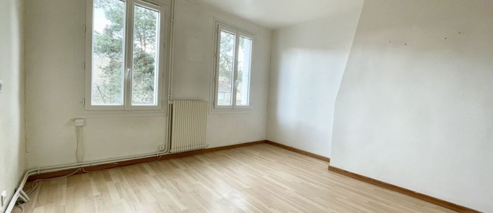 House 3 rooms of 57 m² in Le Petit-Quevilly (76140)