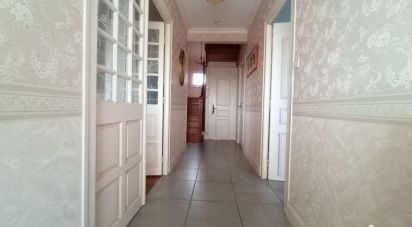 House 4 rooms of 108 m² in Guiclan (29410)