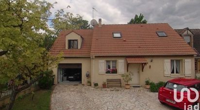 Traditional house 5 rooms of 113 m² in Méry-sur-Oise (95540)