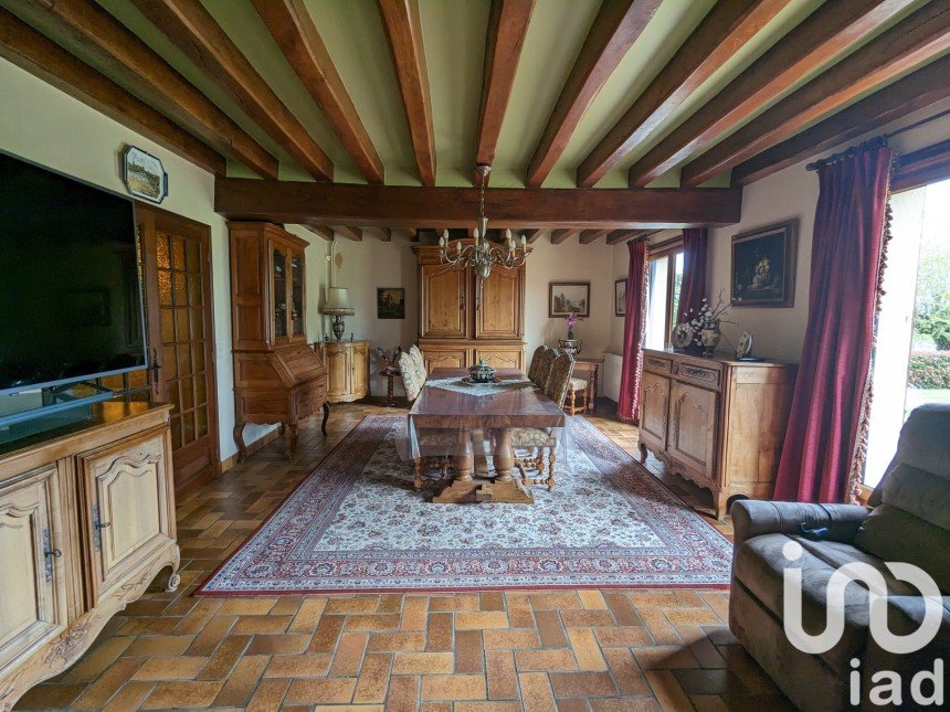 Traditional house 8 rooms of 250 m² in Ouzouer-sur-Trézée (45250)