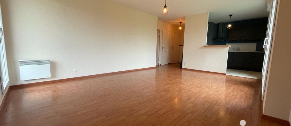 Apartment 3 rooms of 62 m² in Tours (37200)