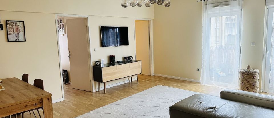 Appartement 3 pièces de 69 m² à Ris-Orangis (91130)