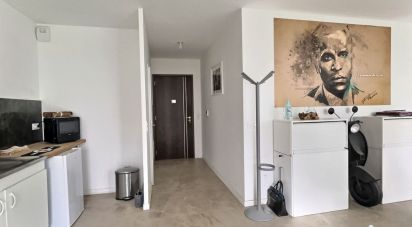 Apartment 4 rooms of 77 m² in Noisy-le-Grand (93160)