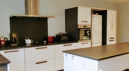 Maison 6 pièces de 205 m² à Libourne (33500)