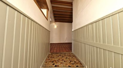 House 3 rooms of 45 m² in Saint-Quentin-la-Poterie (30700)