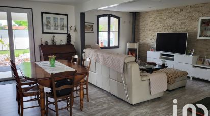 Traditional house 6 rooms of 124 m² in Gauriaguet (33240)