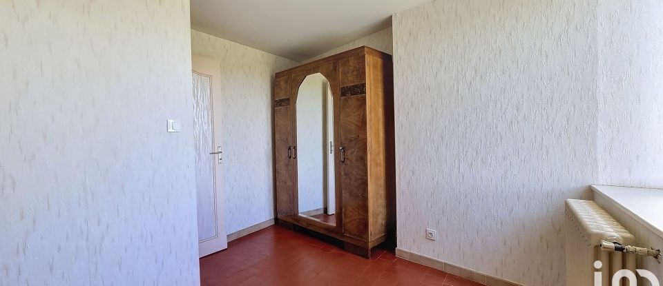 House 4 rooms of 77 m² in Dornes (58390)