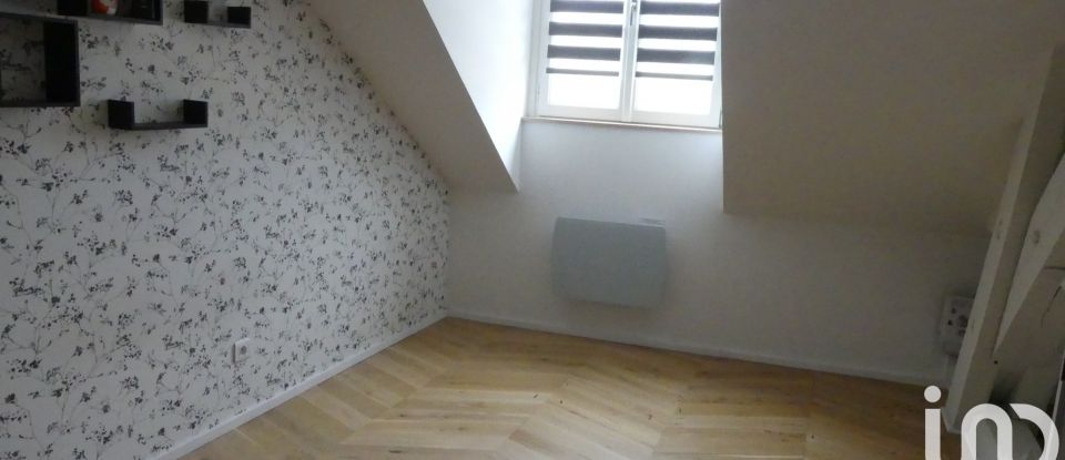 Duplex 3 pièces de 72 m² à Mouthe (25240)