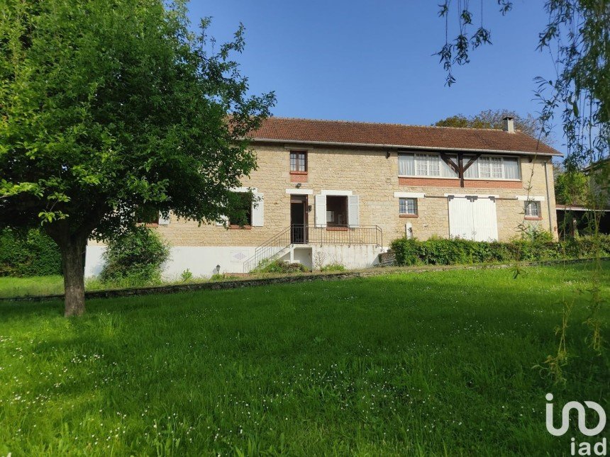 House 5 rooms of 135 m² in Vailly-sur-Aisne (02370)