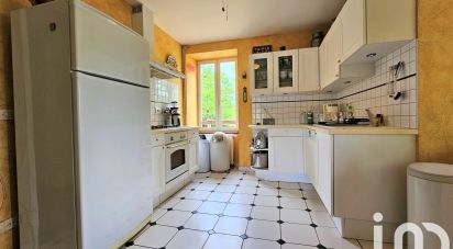 Traditional house 7 rooms of 145 m² in Saint-Céré (46400)