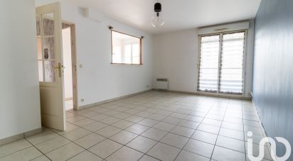 Appartement 2 pièces de 45 m² à Guignes (77390)
