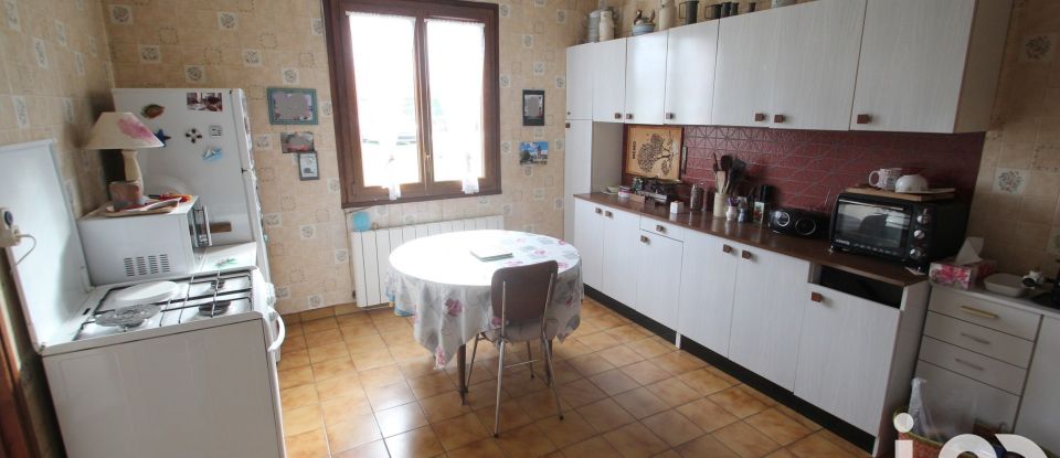 House 5 rooms of 160 m² in Caumont (27310)