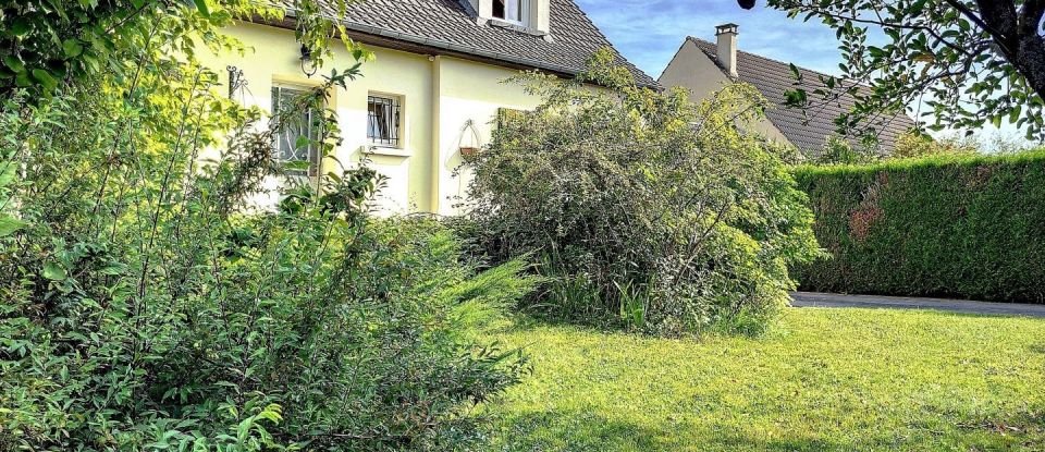 House 6 rooms of 144 m² in Guignes (77390)