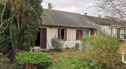 Traditional house 5 rooms of 80 m² in Viry-Châtillon (91170)