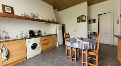House 5 rooms of 125 m² in Saint-Aubin-de-Blaye (33820)