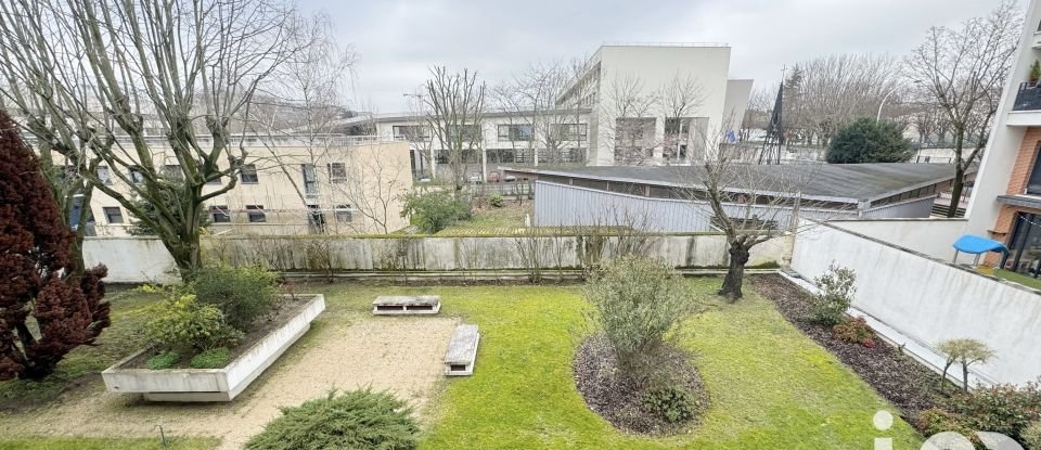 Apartment 2 rooms of 42 m² in Montrouge (92120)