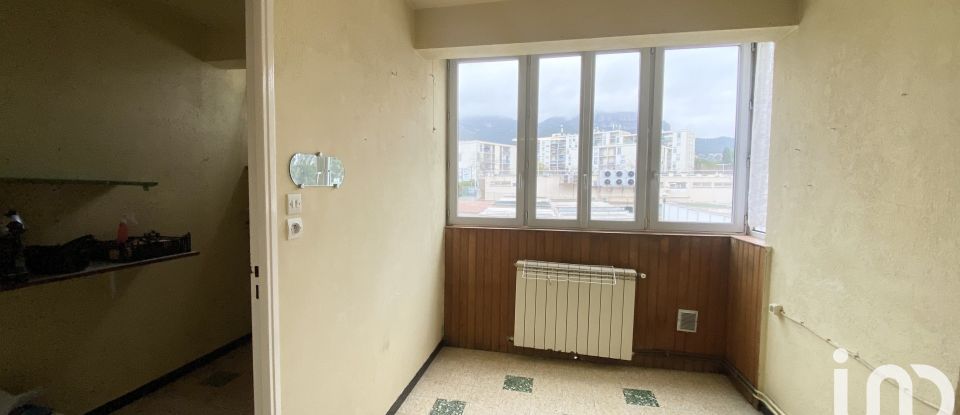 Apartment 4 rooms of 80 m² in Toulon (83200)