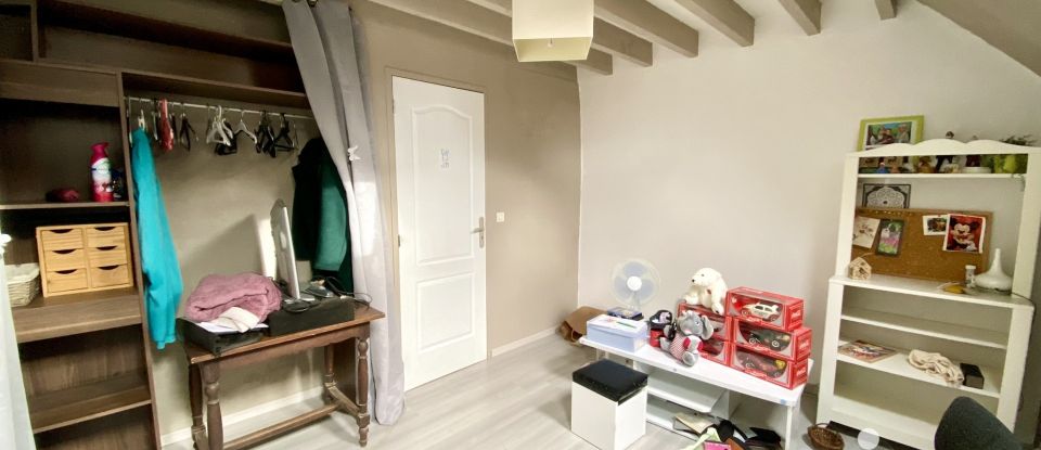 Village house 4 rooms of 126 m² in La Ferté-Gaucher (77320)