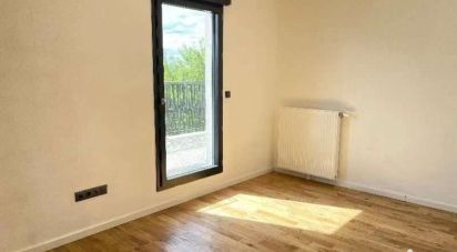 Apartment 3 rooms of 60 m² in Bussy-Saint-Georges (77600)