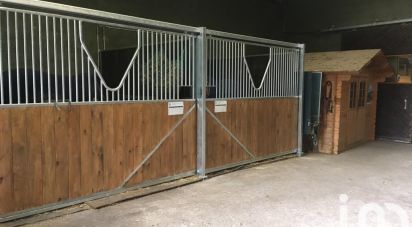 Equestrian facility 6 rooms of 208 m² in Le Vaudoué (77123)