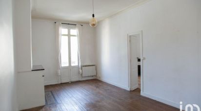 Apartment 3 rooms of 71 m² in Bordeaux (33000)