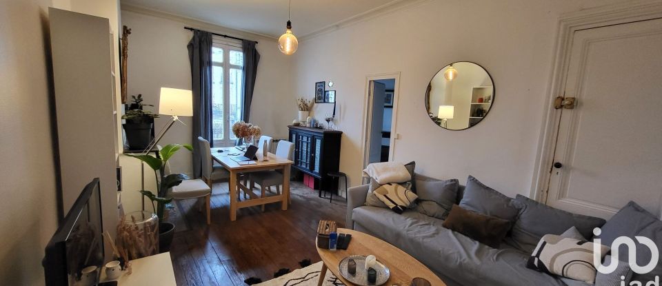 Appartement 3 pièces de 71 m² à Bordeaux (33000)
