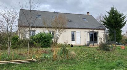 House 7 rooms of 149 m² in Neuillé-le-Lierre (37380)