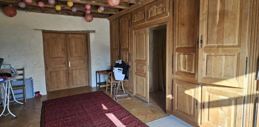 House 17 rooms of 476 m² in Saint-Paul (87260)