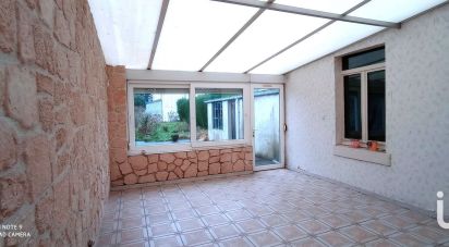 House 10 rooms of 197 m² in Hirson (02500)