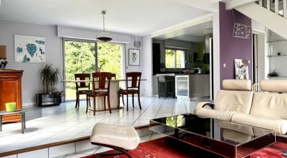 House 6 rooms of 137 m² in Carquefou (44470)