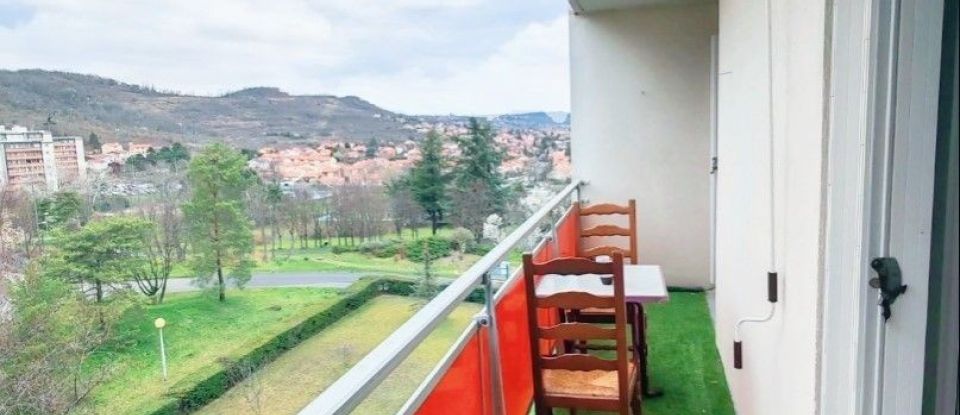 Appartement 3 pièces de 66 m² à Clermont-Ferrand (63100)
