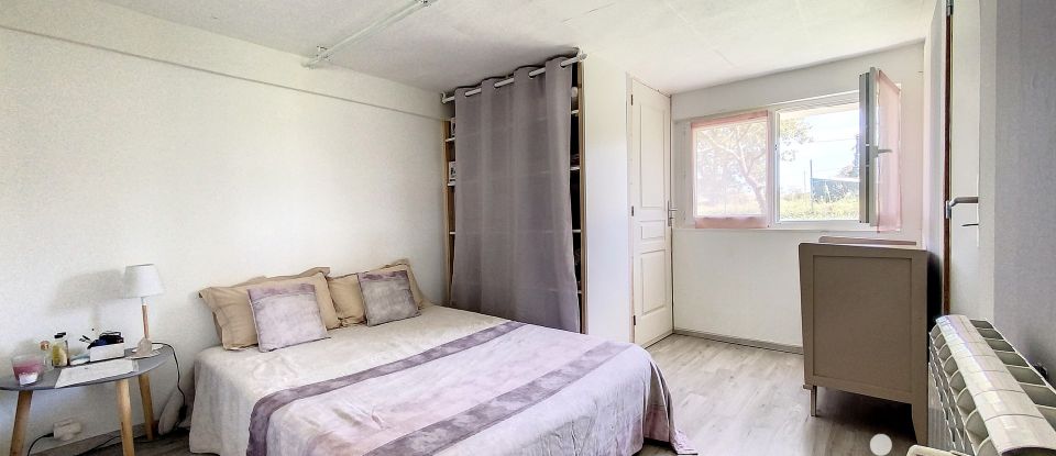 Maison traditionnelle 11 pièces de 311 m² à Domezain-Berraute (64120)