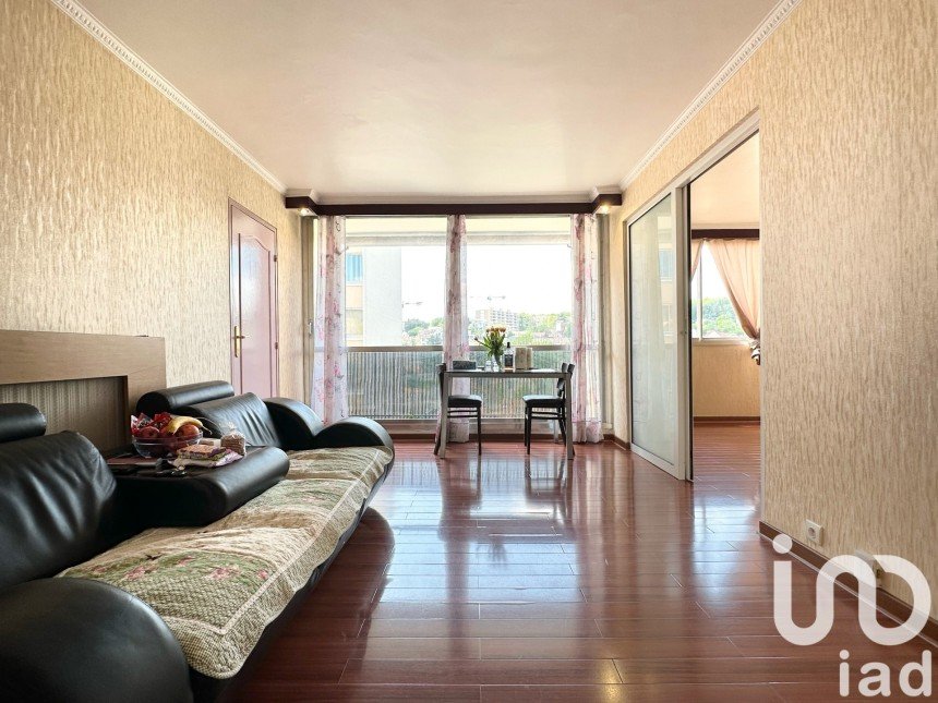 Appartement 4 pièces de 67 m² à Chaville (92370)