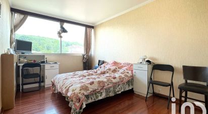 Appartement 4 pièces de 67 m² à Chaville (92370)