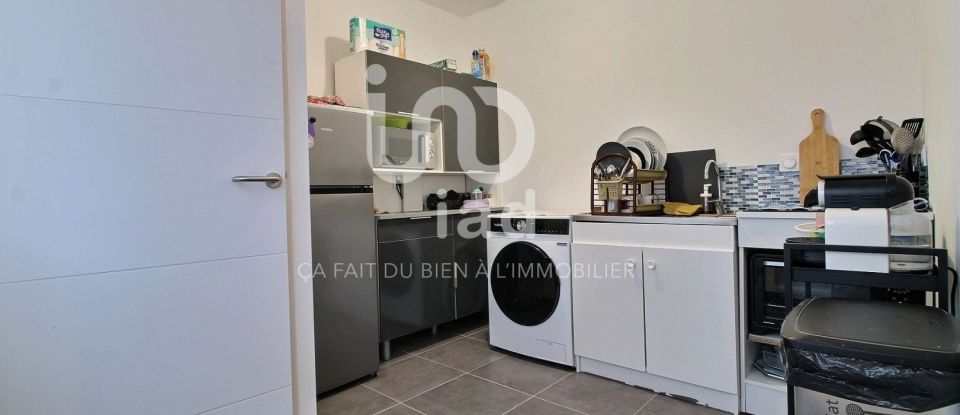 House 6 rooms of 101 m² in Neufmoutiers-en-Brie (77610)