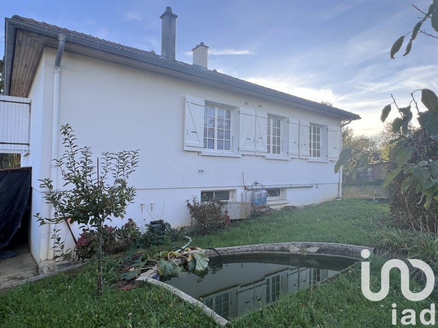 Traditional house 6 rooms of 90 m² in Tournus (71700)